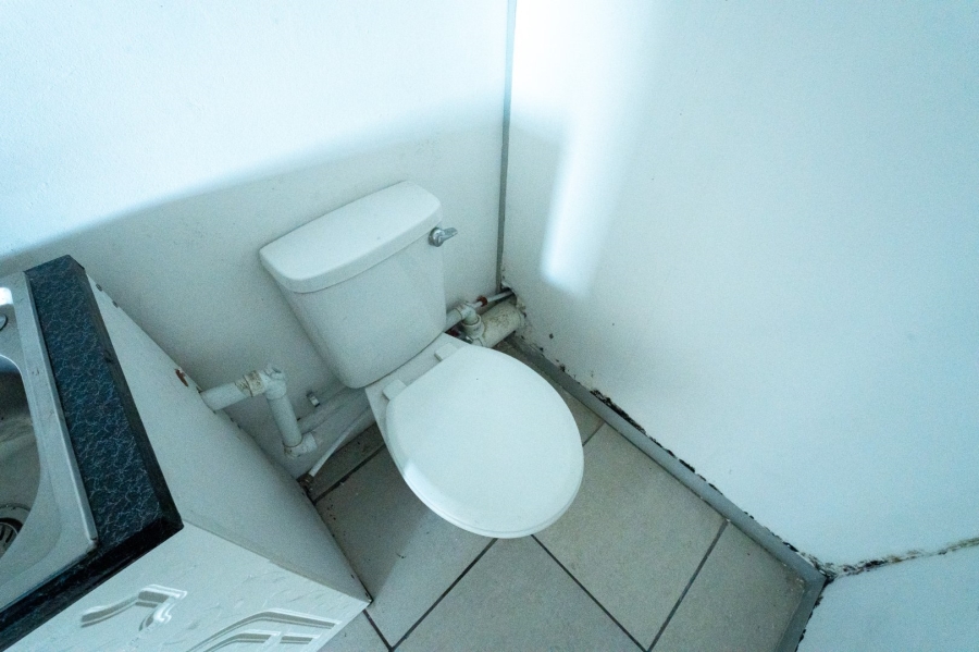 To Let Commercial Property for Rent in Kwazakhele Eastern Cape